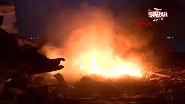 SON DAKİKA: İstanbul Zeytinburnu'nda karaya oturan gemide çalışma sırasında yangın çıktı
