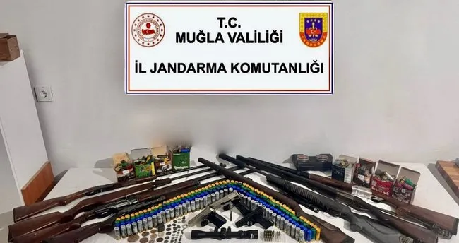 Muğla’da tarihi eser ve ruhsatsız silah operasyonu