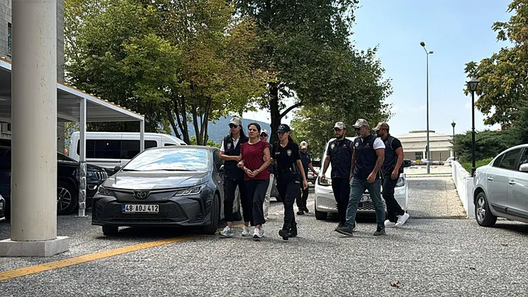 SON DAKİKA | 10 yıllık firarın beyni Ayşe Alanur Karatepe çıktı! Burkay Karatepe ile yazışmaları deşifre oldu: Sadece a planıyla yola çıkmışsınız