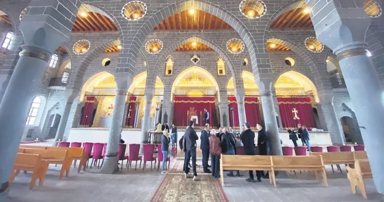 Teröristlerin tahrip ettiği kilise bugün açılıyor