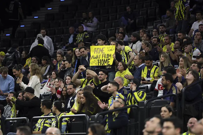 fenerbahce-beko-maccabi-tel-avivi-devirdi-1762896887387.jpg