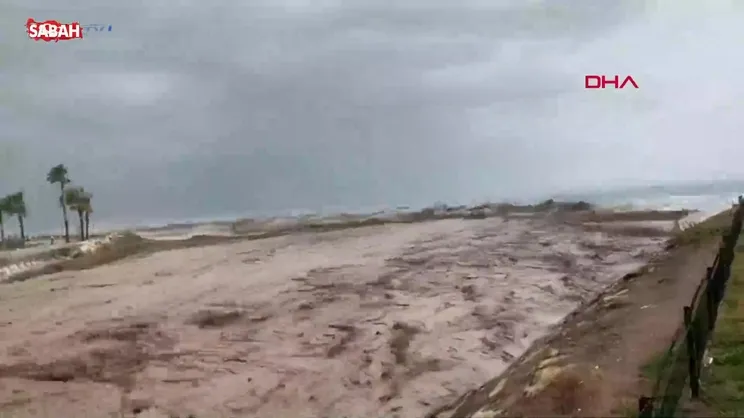 Mersin'de sağanak: Dereler taştı!