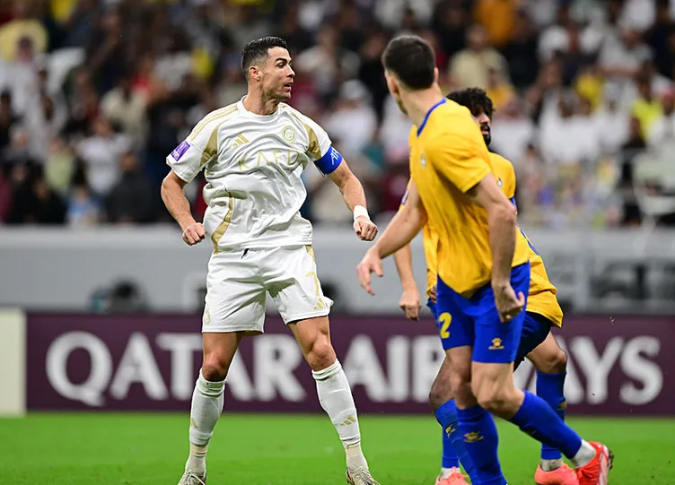 Cristiano Ronaldo, Al Nassr - Damac maçına damgasını vurdu! Portekizli yıldız o hedefine adım adım gidiyor...
