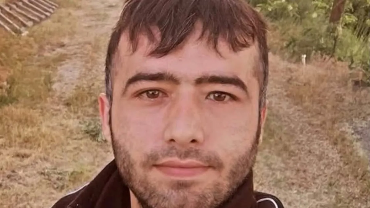 Bağcılar’da kardeş dehşeti! Tartıştığı abisini defalarca bıçakladı…Talihsiz adam kurtarılamadı Bağcılar’da kardeş dehşeti! Tartıştığı abisini defalarca bıçakladı…Talihsiz adam kurtarılamadı