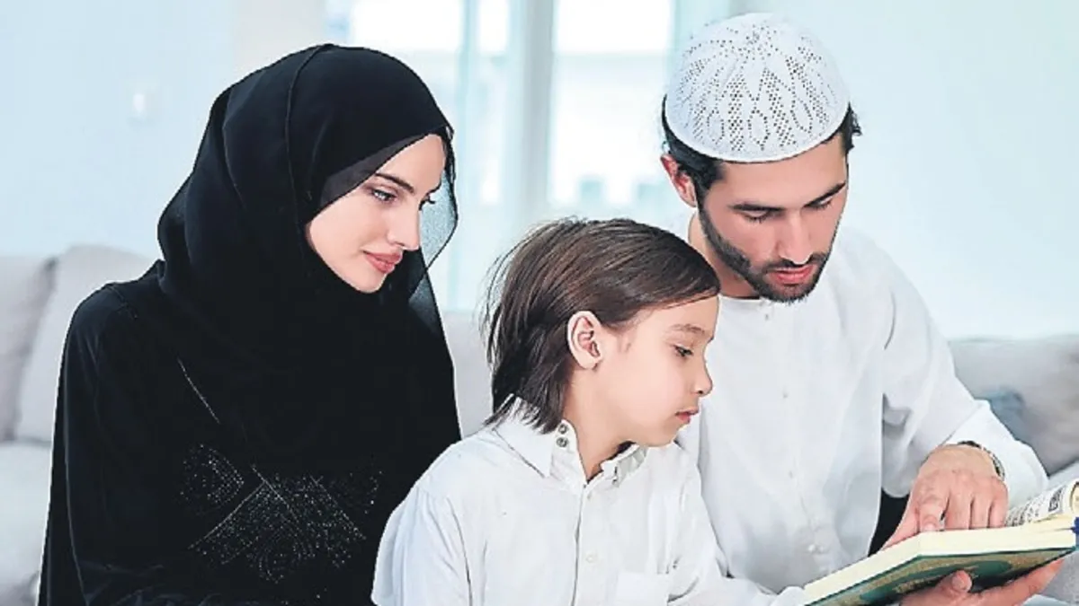 Takvimde bir ay hayatta bir mektep