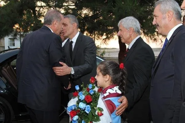 Başbakan Trabzonspor’u ziyaret etti