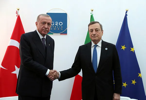 baskan-erdogan-g20-liderler-zirvesinde-ab-komisyonu-baskani-ursula-von-der-leyen-ile-gorustu-1635605149496.jpg