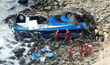 Peru’da otobüs uçuruma devrildi: 25 ölü
