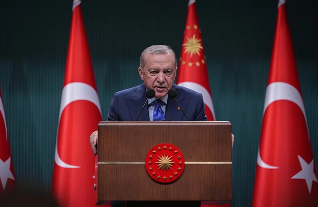 son-dakika-baskan-erdogandan-20-askerimizin-sehit-oldugu-kazaya-iliskin-aciklama-nedeni-inceleme-sonucunda-gor-1763400774840.jpeg Son dakika: Başkan Erdoğan'dan 20 askerimizin şehit olduğu kazaya ilişkin açıklama: İnceleme sonucunda nedeni belli olacak