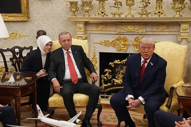 SON DAKİKA | Dünyanın gözü bu zirvede! Başkan Erdoğan-Trump görüşmesi başladı: F-35 konusunda başarılı olacağız