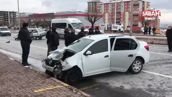 Vicdansızlığın böylesi: Kazada otomobilden fırlayan sürücüyü ölüme terk edip kaçtı | Video