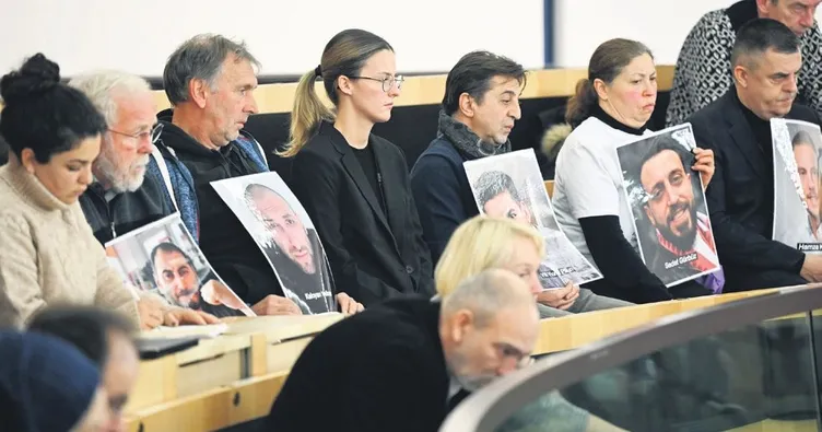 ‘Siyasi terbiyeden yoksun’