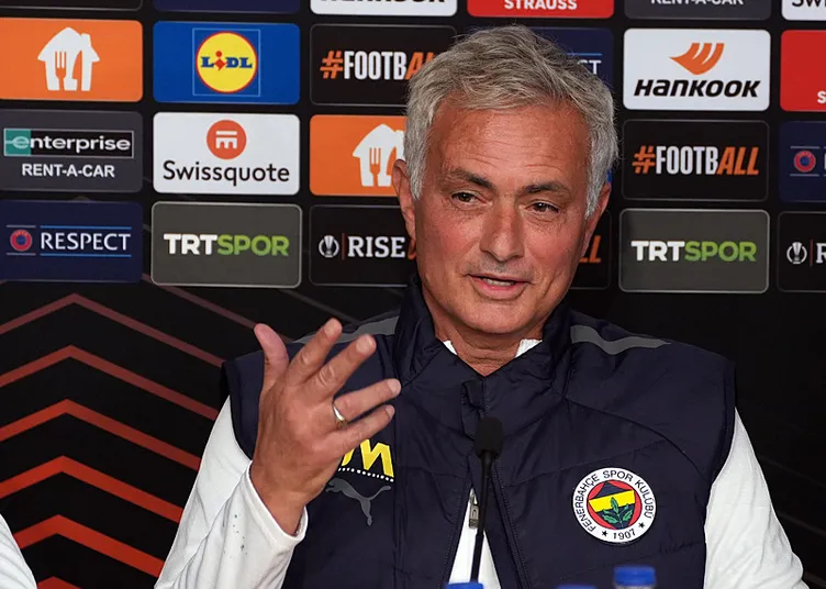 Son dakika Fenerbahçe haberi: Mourinho’dan sürpriz karar! Olay sözler: Mutsuz bir soyunma odası...
