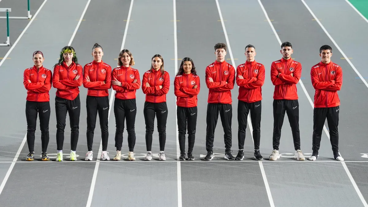Bakan Göktaş, Avrupa şampiyonu olan özel sporcuları kutladı Bakan Göktaş, Avrupa şampiyonu olan özel sporcuları kutladı