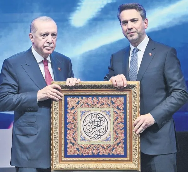 baskan-erdogan-2-istanbul-dogal-kaynaklar-zirvesinde-konustu-turkiye-enerjide-vazgecilmez-ulke-1779480863420.jpeg