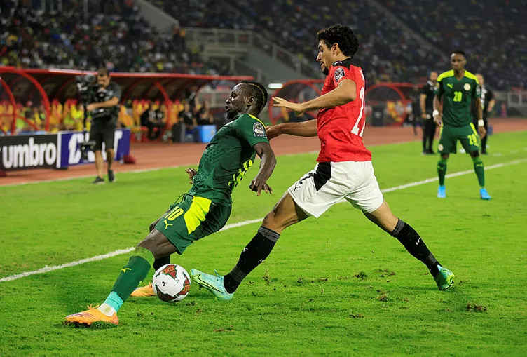 Son dakika: Afrika Uluslar Kupası’nda futbol tarihine geçecek anlar! Maçın hakeminden Mohamed Salah’a ilginç tepki…