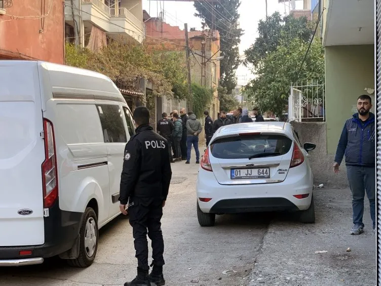 Son dakika haberi: Tek kelimeyle vahşet: Önce eşinin sonra kendisinin kafasına sıktı!