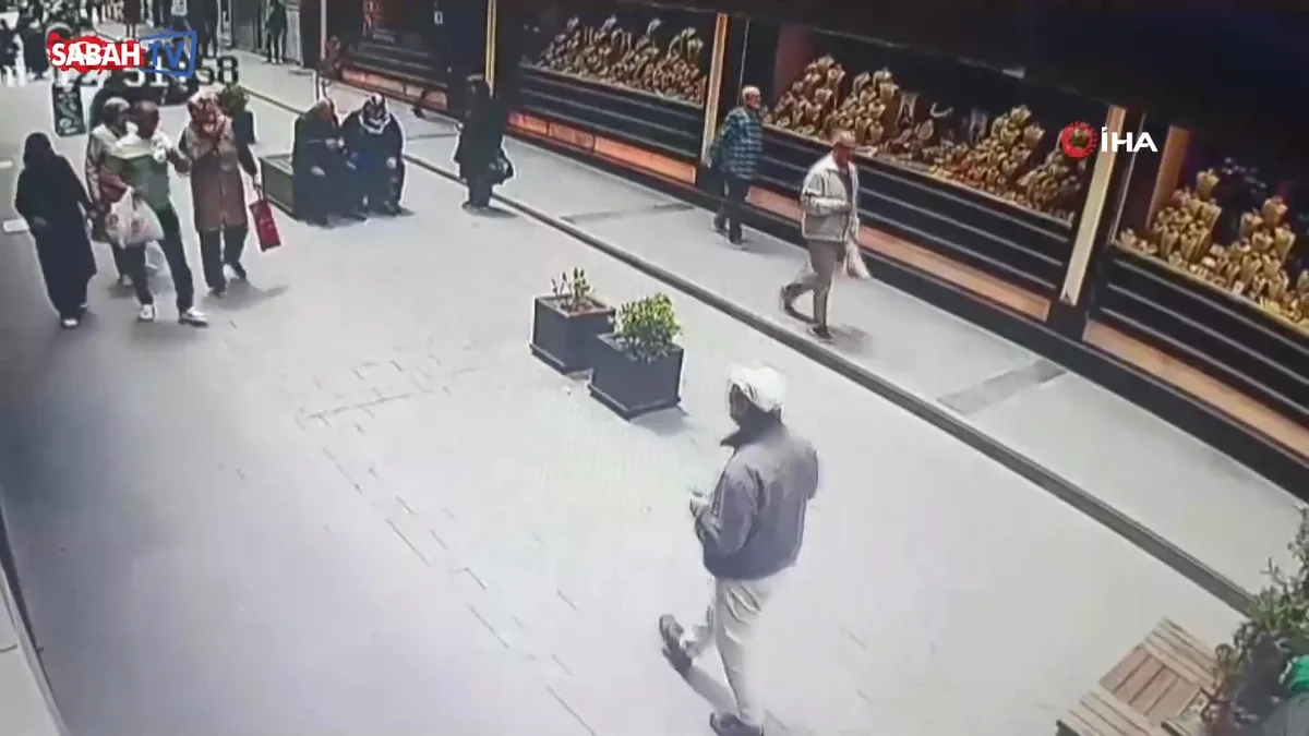 Eşinin sözünü dinlemedi, 2,5 milyon TL’lik dolandırıcılıktan son anda kurtarıldı videosunu izle Eşinin sözünü dinlemedi, 2,5 milyon TL’lik dolandırıcılıktan son anda kurtarıldı videosunu izle
