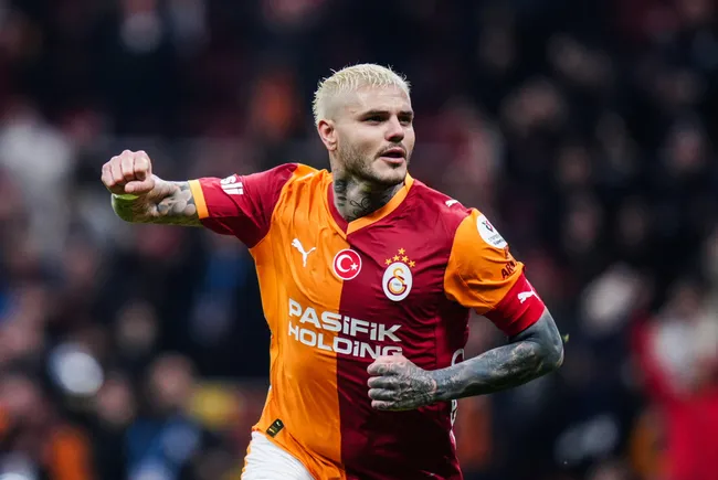 galatasarayda-okan-buruktan-flas-transfer-aciklamasi-1766346543609.jpg