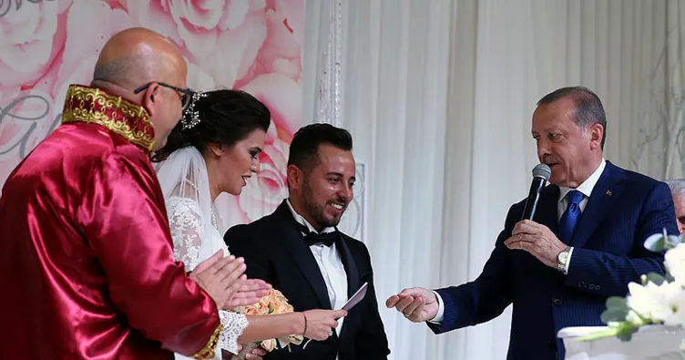 Cumhurbaşkanı Erdoğan Afyonkarahisar’da nikah şahitliği yaptı