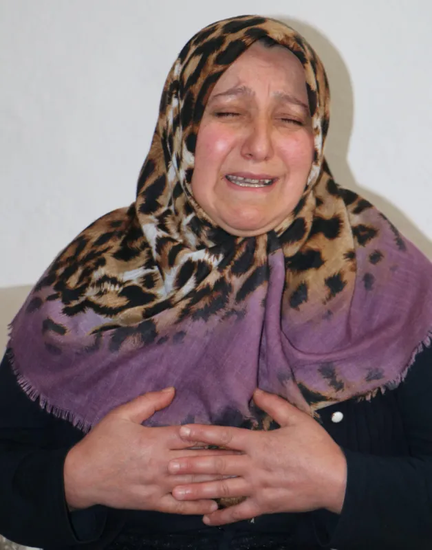 zeynep-ucar-37-yerinden-bicaklanarak-katledilmisti-annesinin-o-sozleri-yurekleri-dagladi-1637747174486.jpg