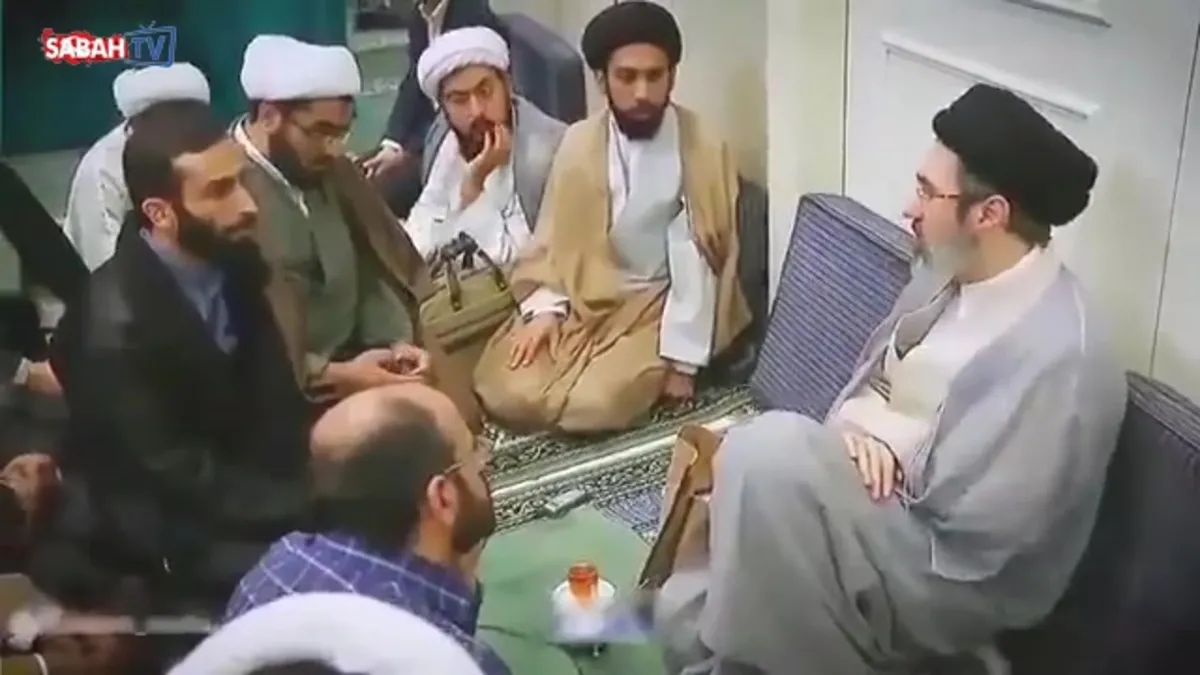 İran’ın dini lideri Mücteba Hamaney’den aylar sonra ilk görüntü: 13 saniyelik kayıt merakları artırdı | Video videosunu izle İran’ın dini lideri Mücteba Hamaney’den aylar sonra ilk görüntü: 13 saniyelik kayıt merakları artırdı | Video videosunu izle