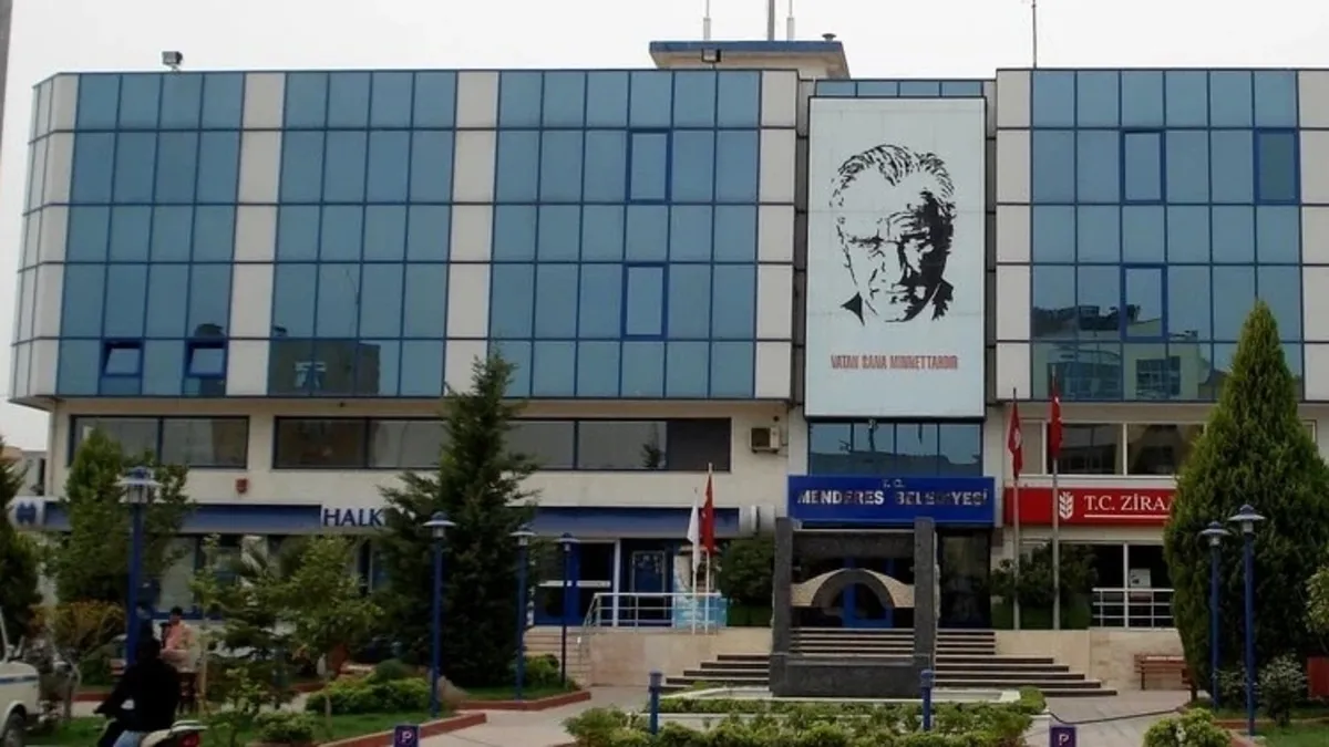 Menderes Belediye başkanvekilliği seçimini AK Parti'nin adayı Asuman Şen kazandı