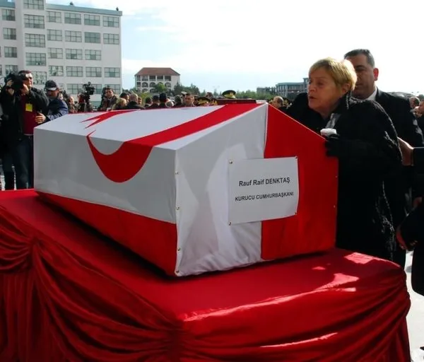 Rauf Denktaş'ın naaşı Cumhurbaşkanlığı'nda