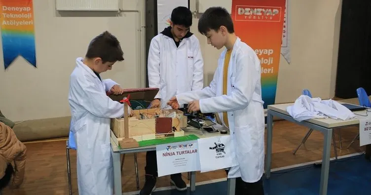 Geleceğin bilim gençleri projelerini sergiledi