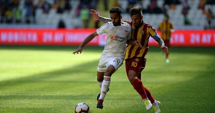 Yeni Malatyaspor ile Demir Grup Sivasspor arasındaki 8 gollü maçtan galip çıkmadı! | Maç sonucu ve Maç özeti