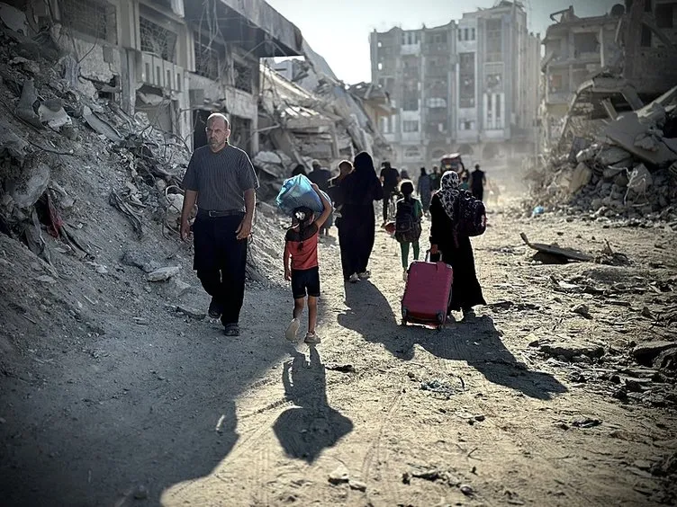 Katil İsrail'den Gazze'de sistematik zorla göç! Bunu silah olarak kullanıyorlar