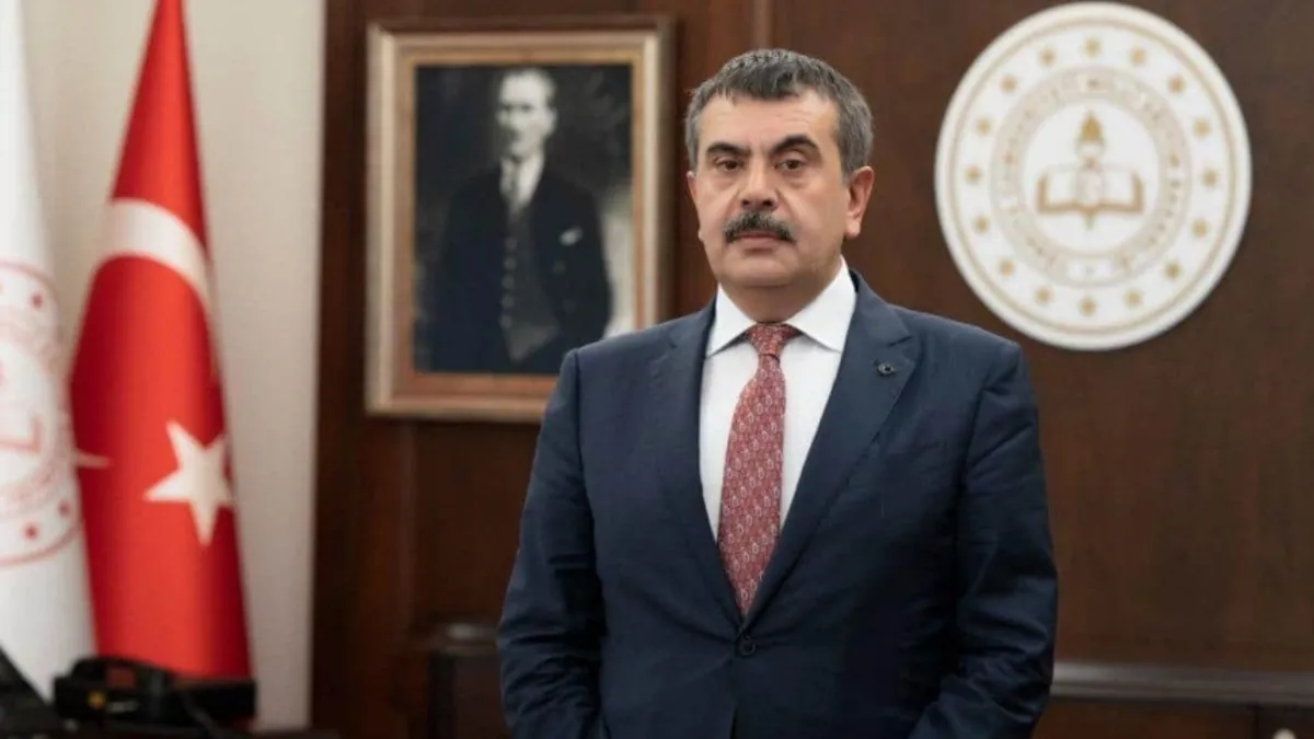 Milli Eğitim Bakanı Yusuf Tekin'in şehit öğretmen Aybüke Yalçın anısına yayımladığı mesajı temsil eden bir görsel.