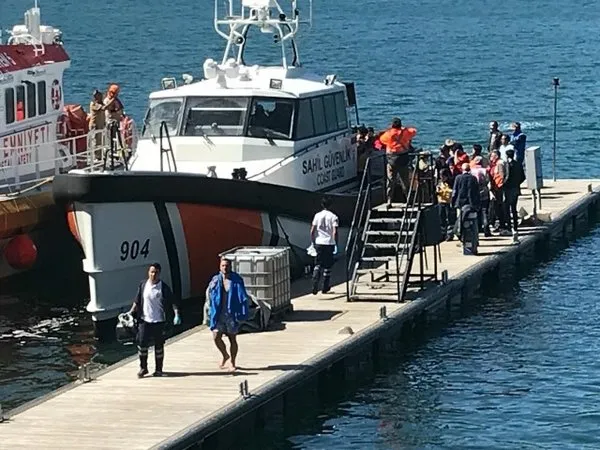 Fethiye'de batan teknede 71 öğrenci ve 6 mürettebat kurtarıldı