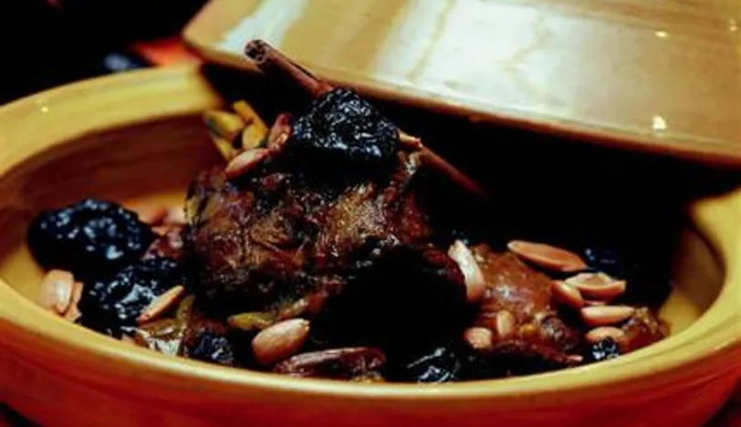 Karamelize Kuru İncir ve Susam Tohumu ile Kuzu Tajin