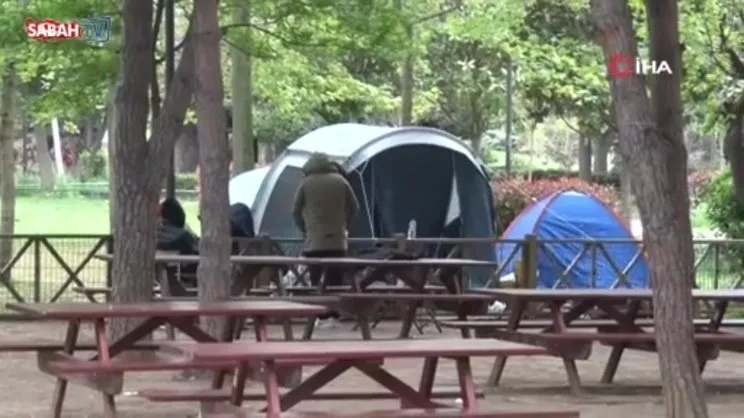 İstanbullular yeni güne çadırlarda uyandı | Video