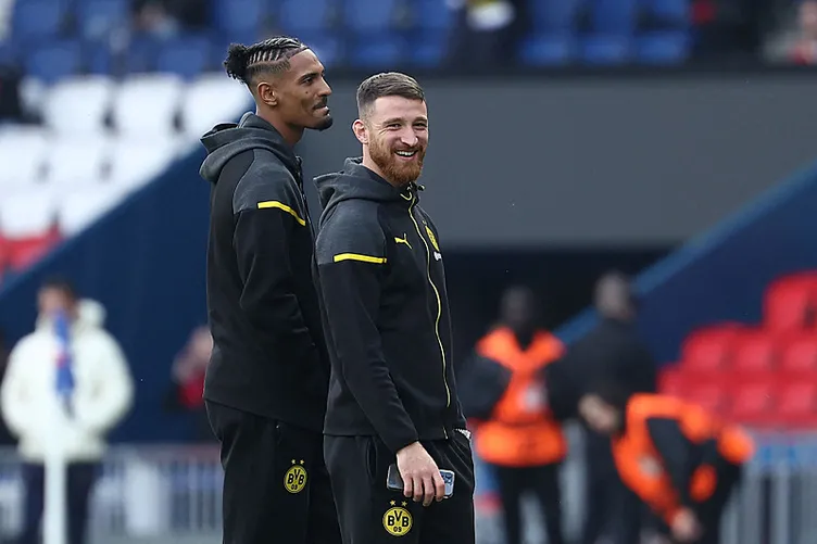 Son dakika Beşiktaş haberi: Kartal'dan 2 bomba transfer birden! Dortmund'dan geliyorlar...