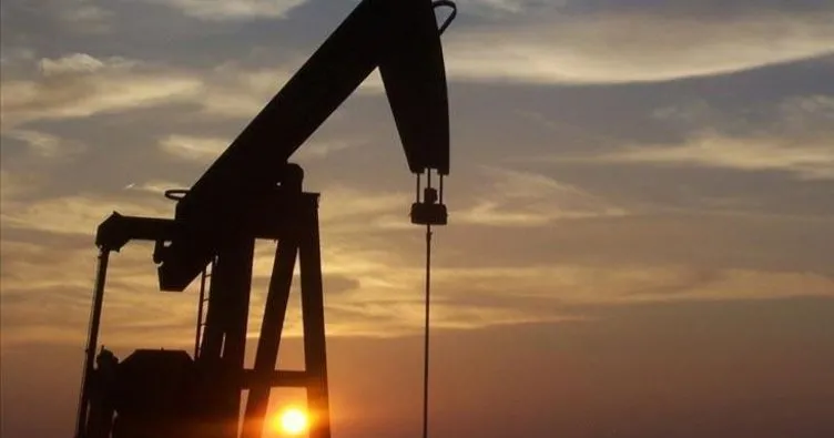 ABD ham petrol stokları 2.5 milyon varil düştü