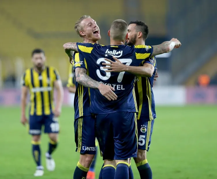 Fenerbahçe - Kardemir Karabükspor maçından kareler