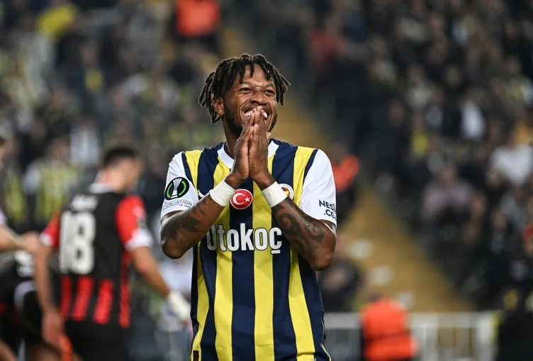 Son dakika haberi: Fenerbahçeli futbolculardan duygulandıran hareket! Golden sonra öyle bir şey yaptılar ki...