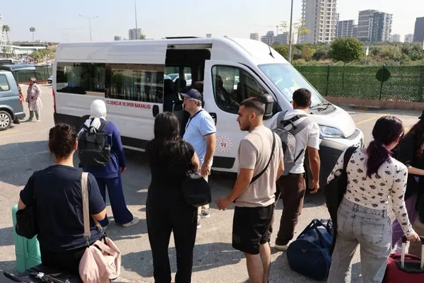 yeni-bir-sehir-yeni-bir-baslangic-universiteliler-yeni-yuvalarina-kavusuyor-1789573826583.jpg