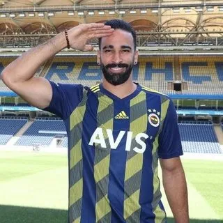 SON DAKİKA | Fenerbahçe'den ayrılan Adil Rami Sochi'de!