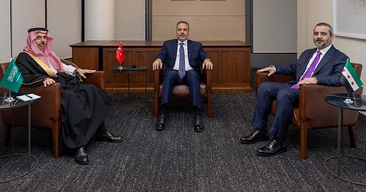 Türkiye-Suriye-Suudi Arabistan Dışişleri Bakanları bir araya geldi