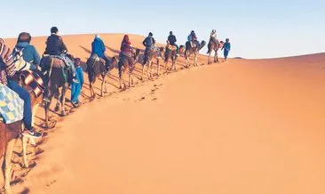 Büyük Sahra Çölü’nde belirsiz bir yolculuk