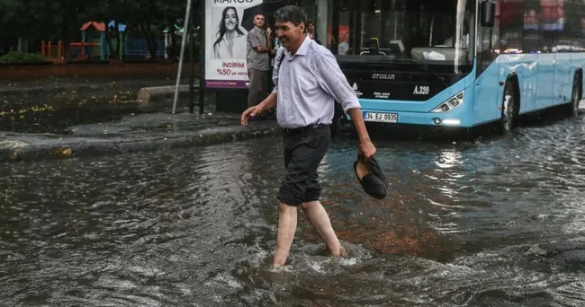 meteorolojiden-kritik-turuncu-kodlu-uyari-firtina-ve-saganak-yagis-tum-yurdu-esir-alacak-1792993766655.jpg (1028×541)