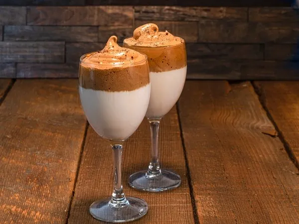 TikTok kahvesi dalgona tarifi Evde dalgona kahvesi nasıl yapılır