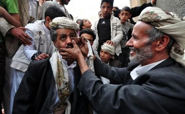 Yemen’de erkeklerin ramazan geleneği ’Sürme’