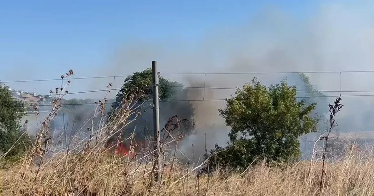 Son dakika! İstanbul Avcılar’da yangın: Halkalı-Kapıkule tren seferleri durdu!