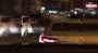 Hastane personelinin olduğu servis aracına sopalı saldırı kamerada | Video
