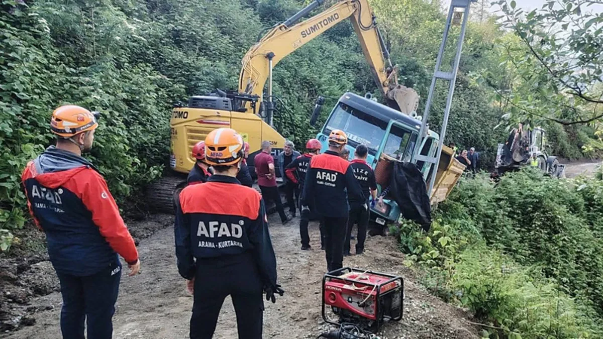 Rize’de kamyon kazası! Sürücü hayatını kaybetti