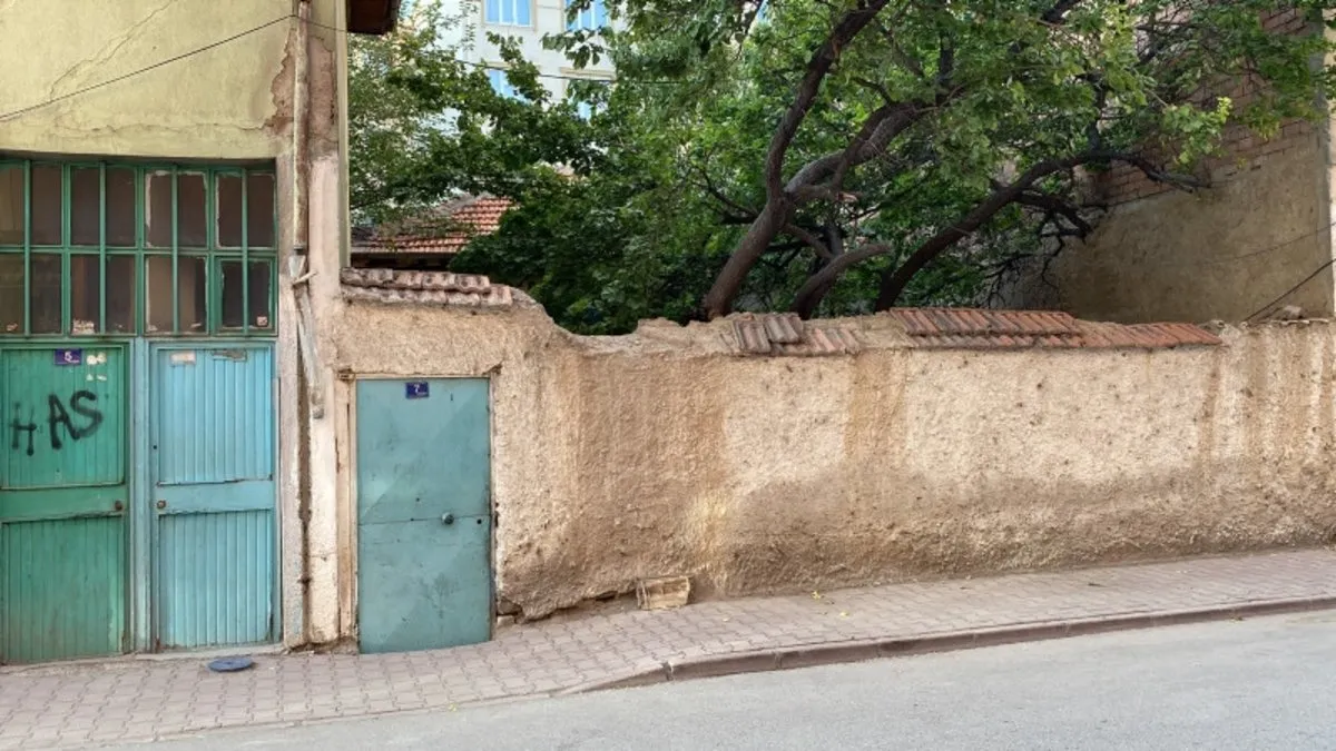 Konya'da vahşet! Evin bahçesinde toprağa gömülü kadın cesedi bulundu!